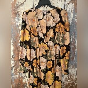Forever 21 Sheer dress size Medium, floral pattern